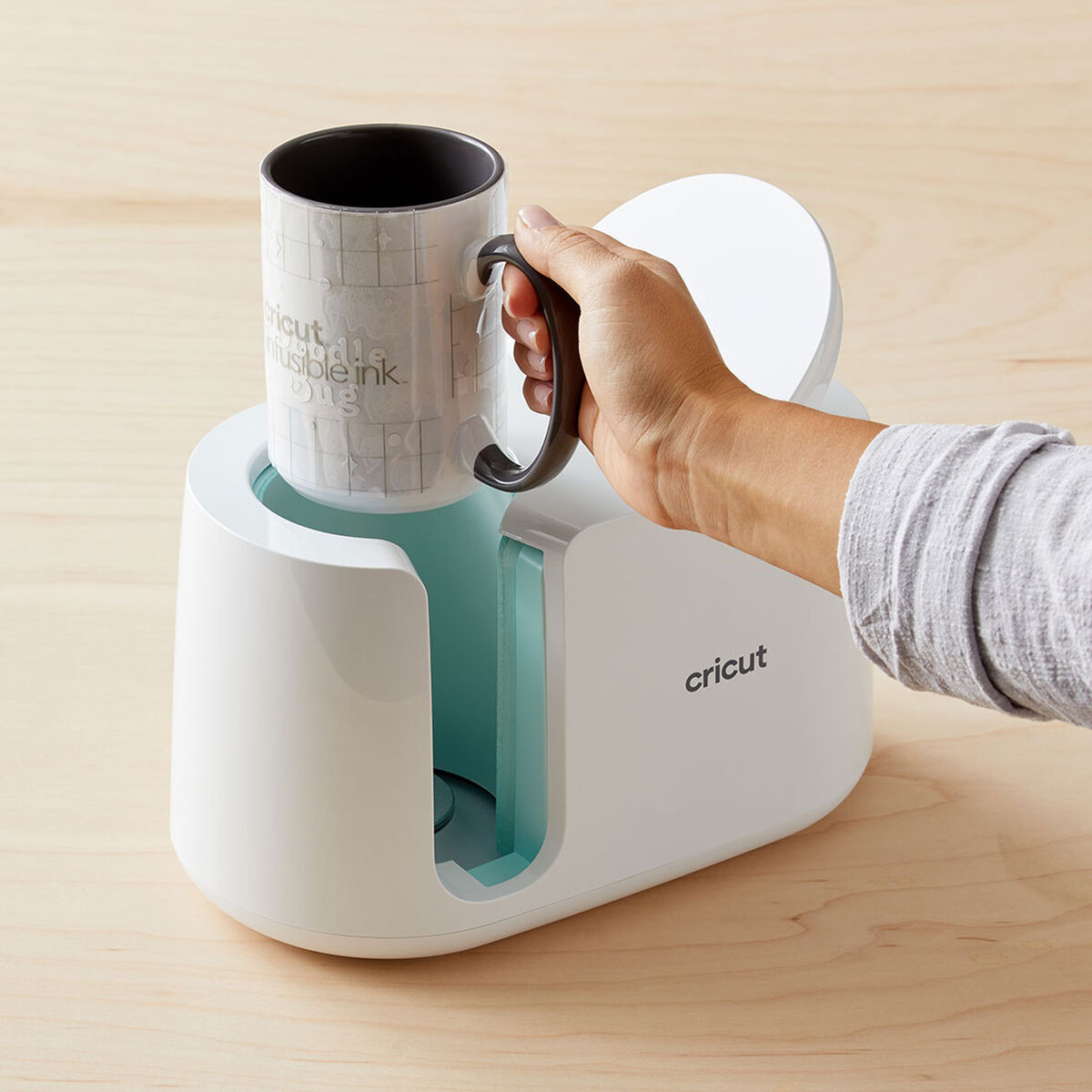 V6H1DA57DA855FF936948C893B3217938A9R6168027P5