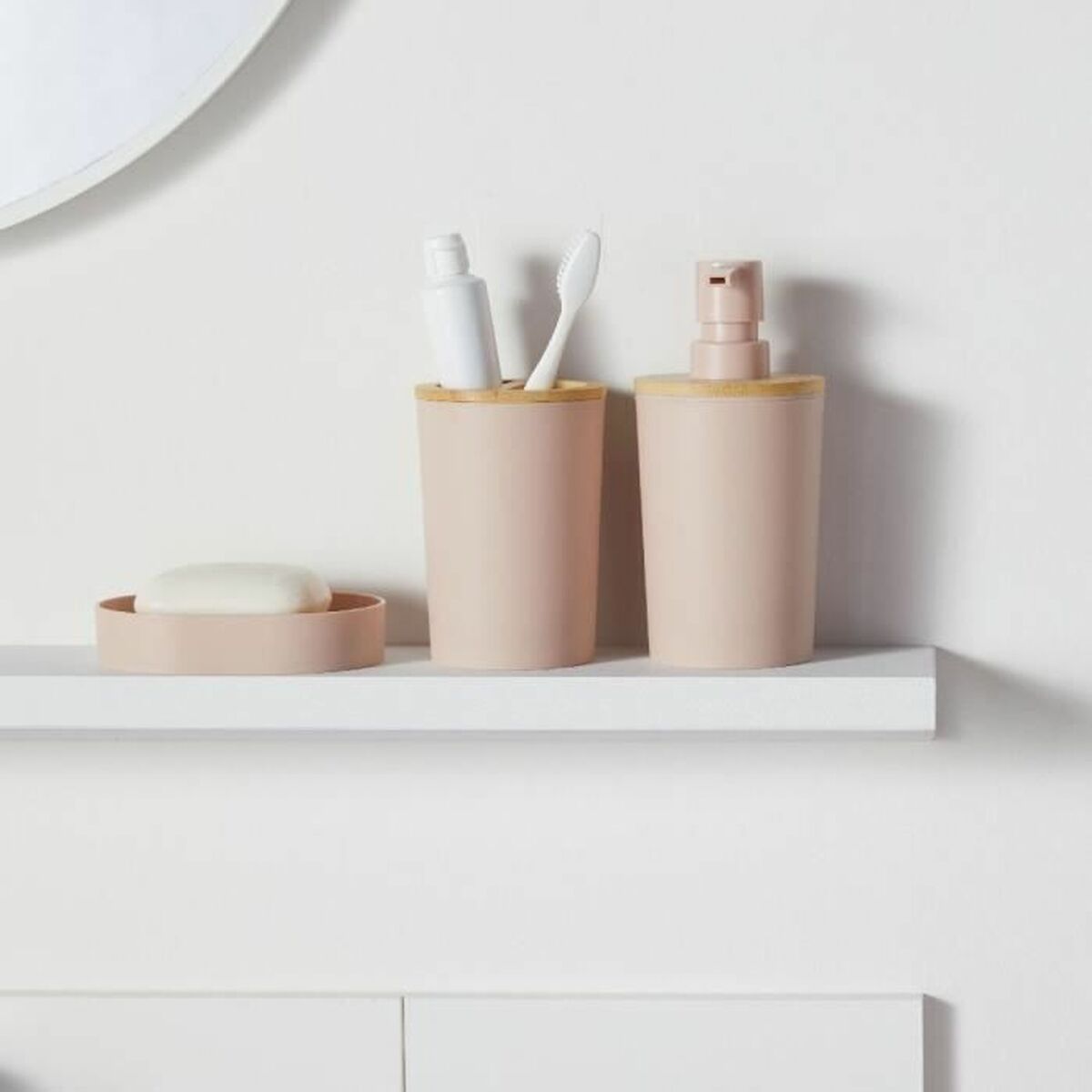 V3HE3F5A2BE744BA7643E5CC87C7271C80BR7056747P2