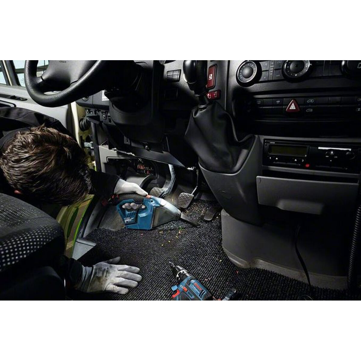 V2H47DC295591DE473187670FE0571DC566R6932819P7