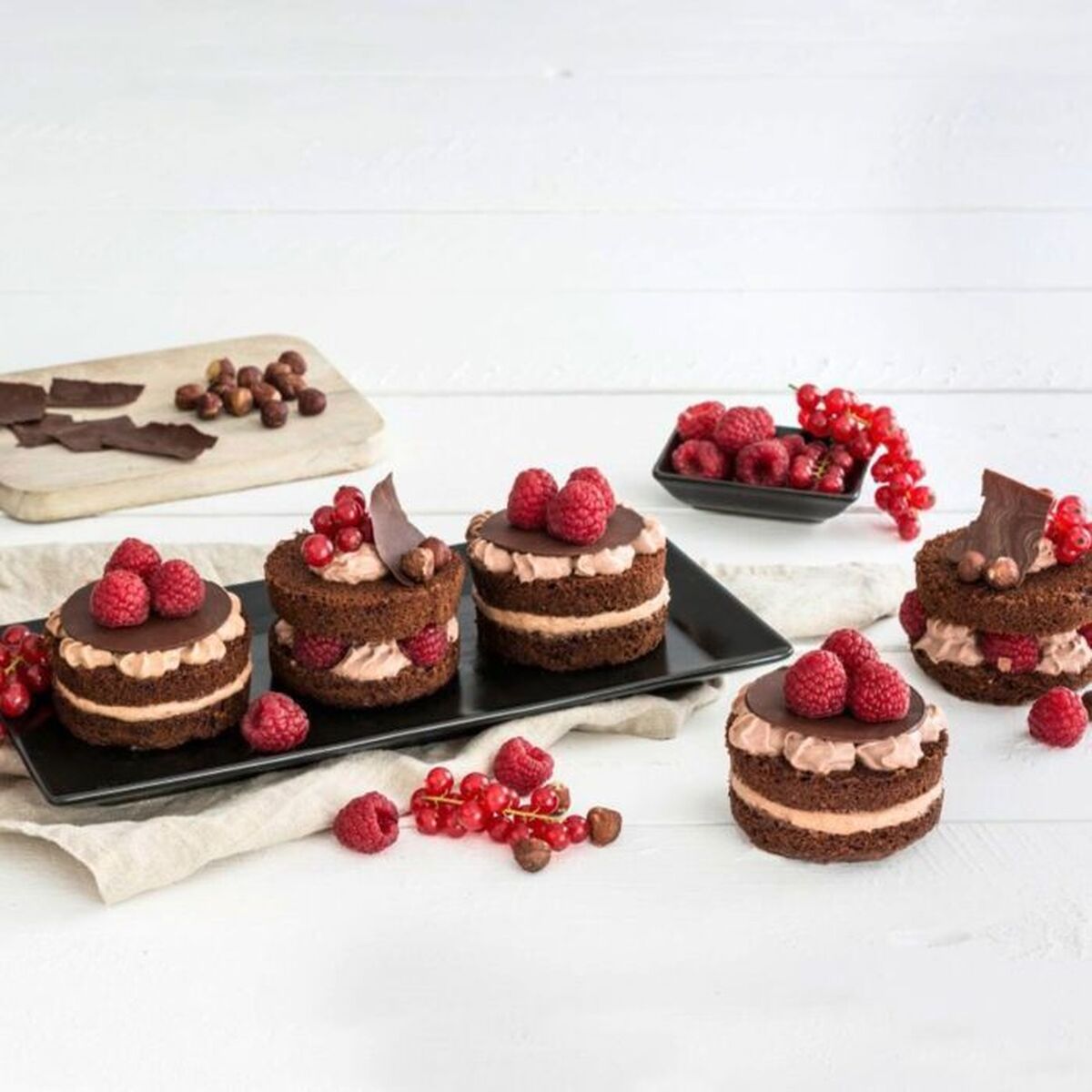 V3H0D9877CDBF5BEE772F5D54E44BAE774AR7424586P5