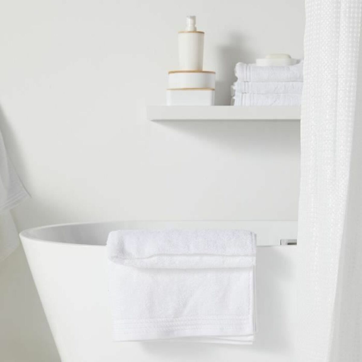 V4H85213BC83ACF40A2884D539C50BA65ADR5825609P3