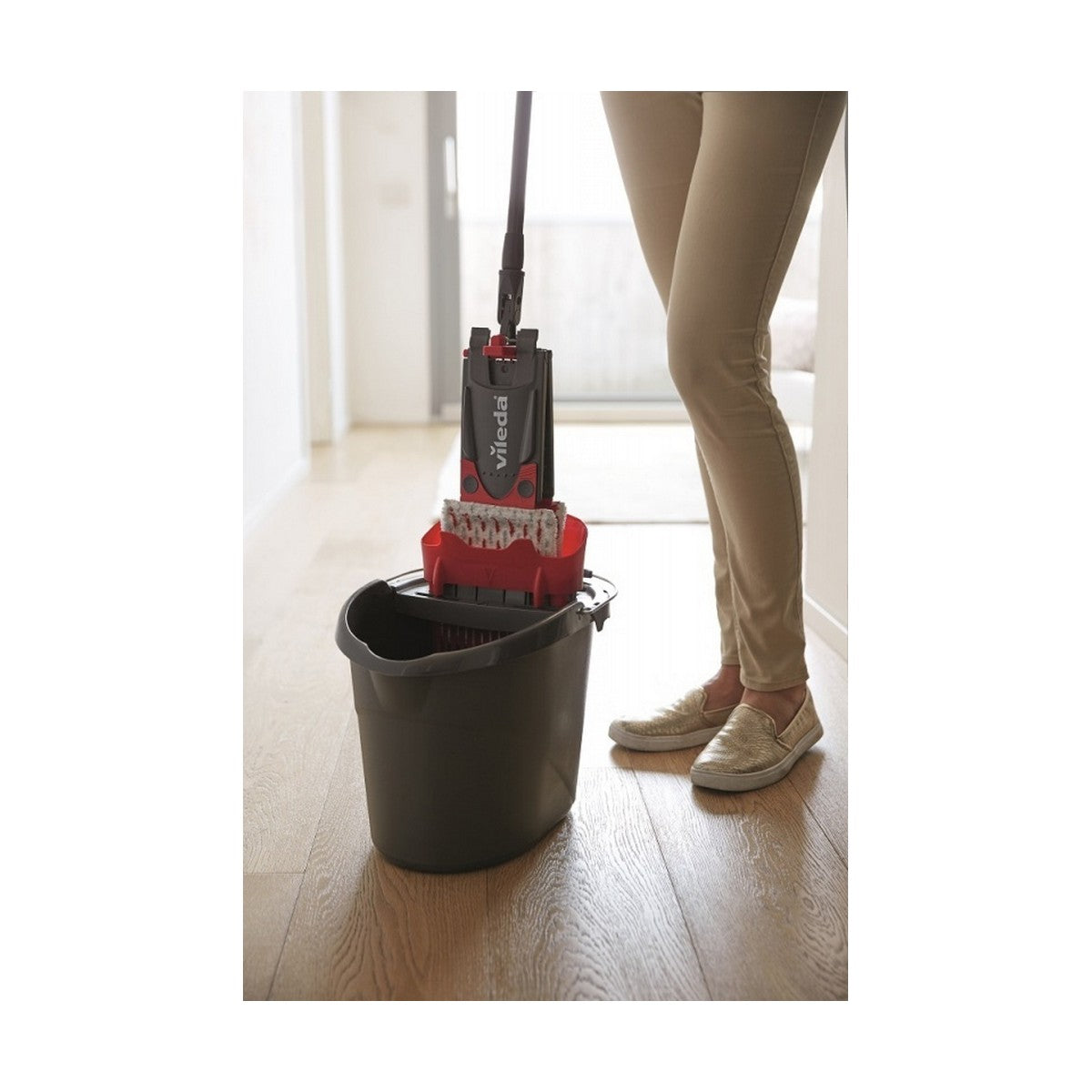 V10HEB5F05EDC41EA0FE49E2760581A40018R3401476P2