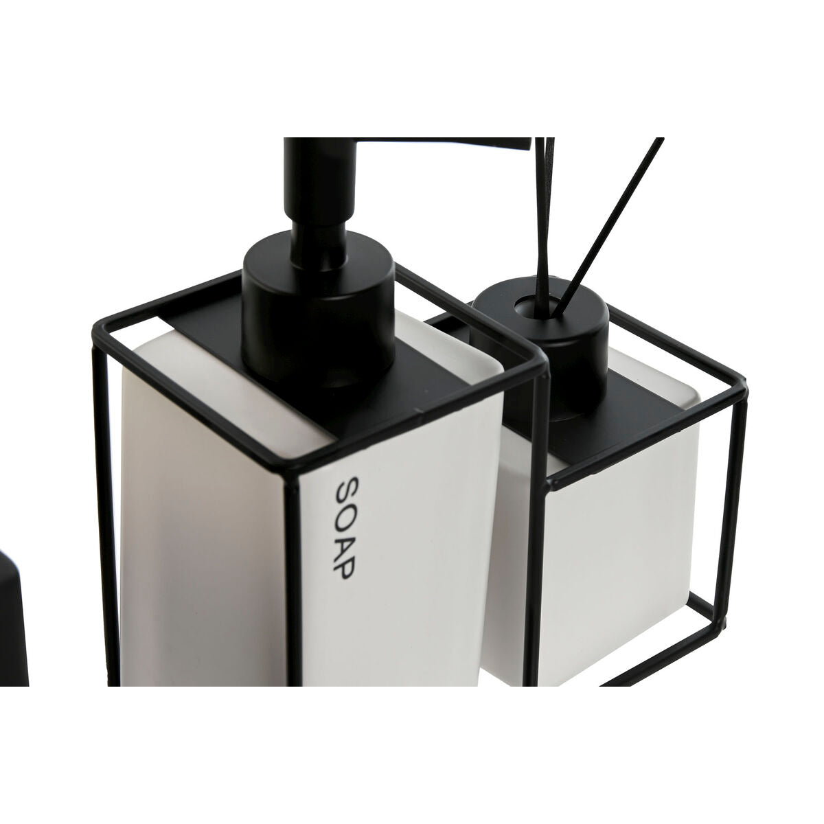 V3H4B51A105699953D49AB551EDAC59AA57R5581659P3