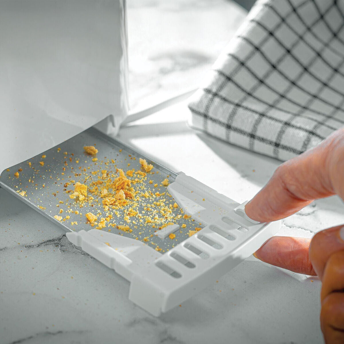 V3H9D08F01B286A44B024B73B9D8F7A7A65R7562388P4